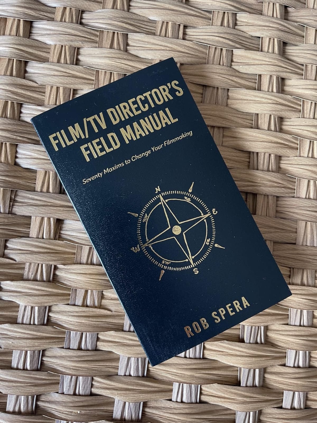 FILM/TV DIRECTOR'S FIELD MANUAL: Seventy Maxims to Change Your Filmmaking customer photo 2