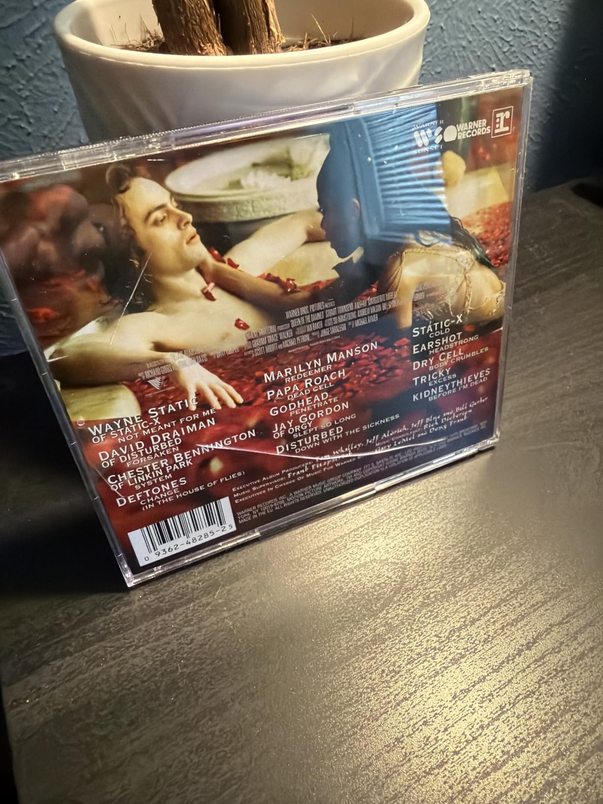 Queen of the Damned (Motion Picture Soundtrack) customer photo 2