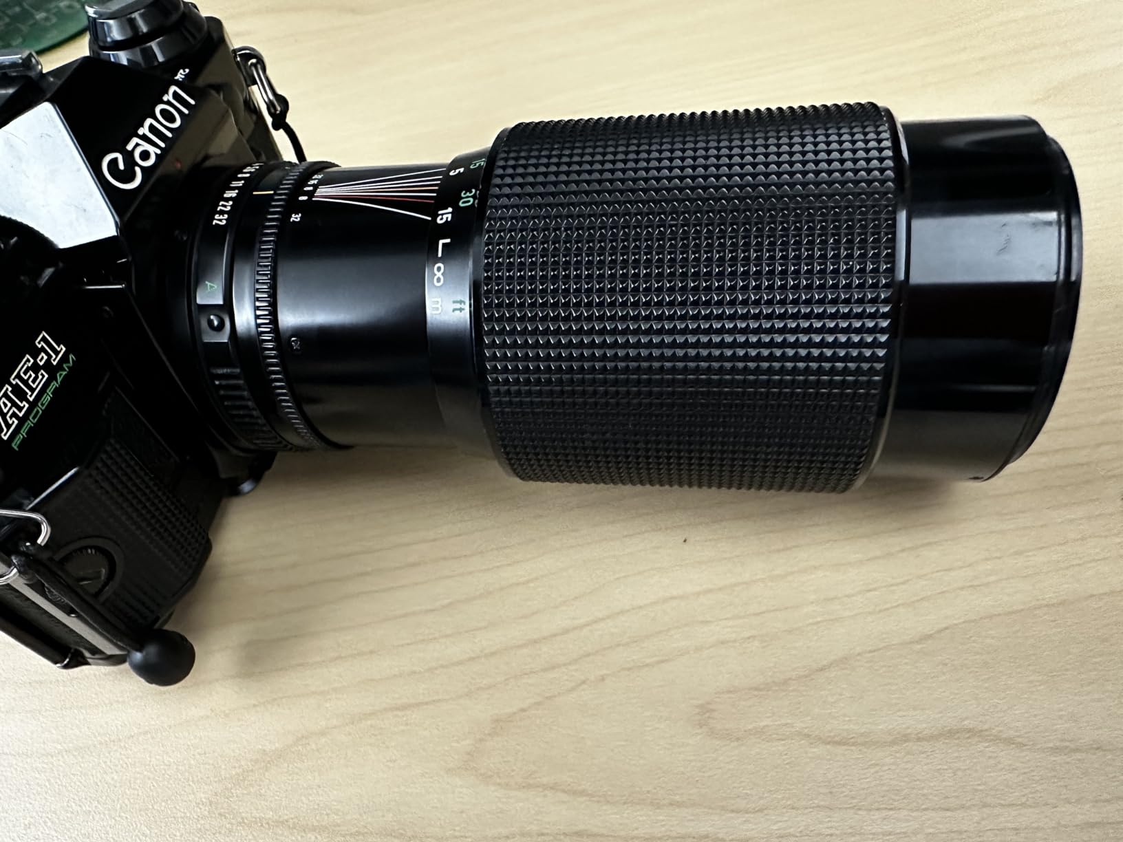 Canon FD 70-210mm f/4.0 Zoom Lens (Renewed) customer photo 1