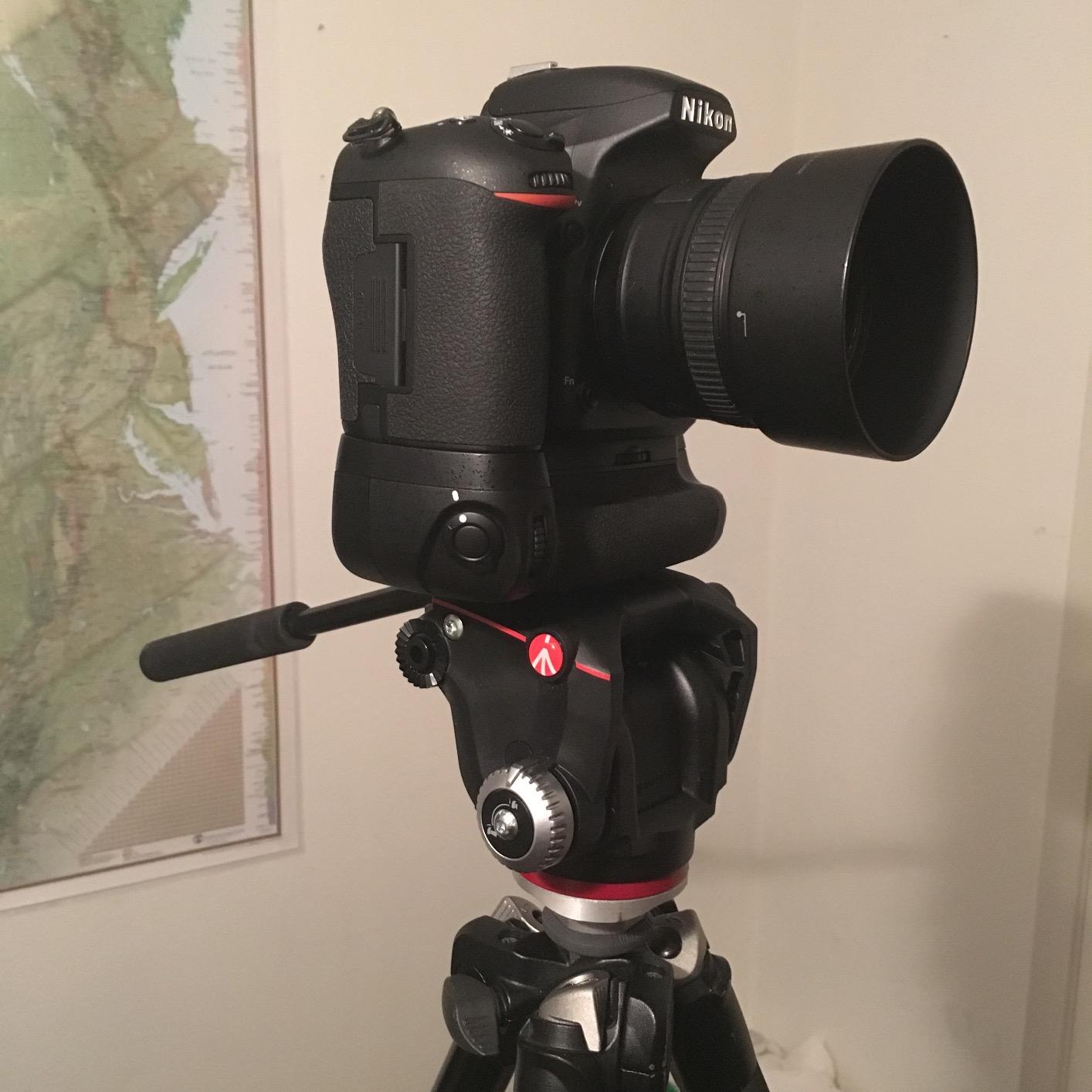 Manfrotto XPRO Fluid Head with Fluidity Selector (MHXPRO-2W) - Includes quick release plate, screws and 10 year warranty customer photo 1