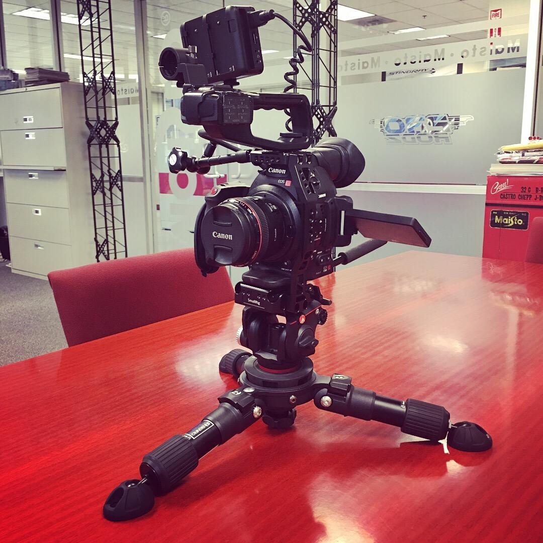 Benro Aluminum Video Hi-Hat Tripod, 1 Section Twist Lock Legs, 100mm Bowl, 11