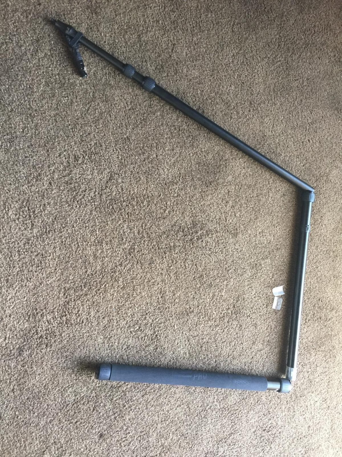 LyxPro Portable Mic Boom Pole Arm 5 Section Stretchable Padded Handheld Telescopic Aluminum Adjustable With Built In Internal XLR Cable Shotgun Zoom Microphones, Fish Pole extends 2.4' - 9.25' MPL-20 customer photo 1