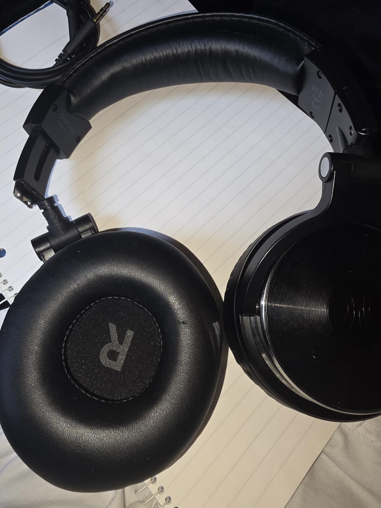 OneOdio Wired DJ Hi-Res Over-Ear Headphones for PC, Keyboard Guitar - Black customer photo 1