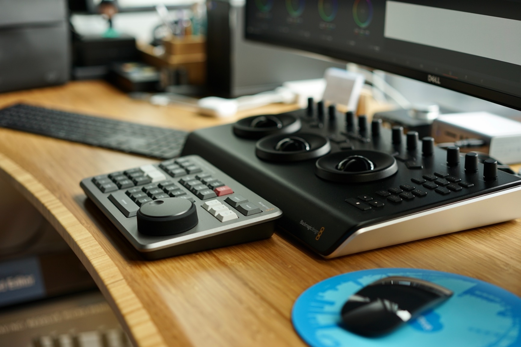 Blackmagic Design DaVinci Resolve Micro Panel | Portable Low Profile Control Panel customer photo 2