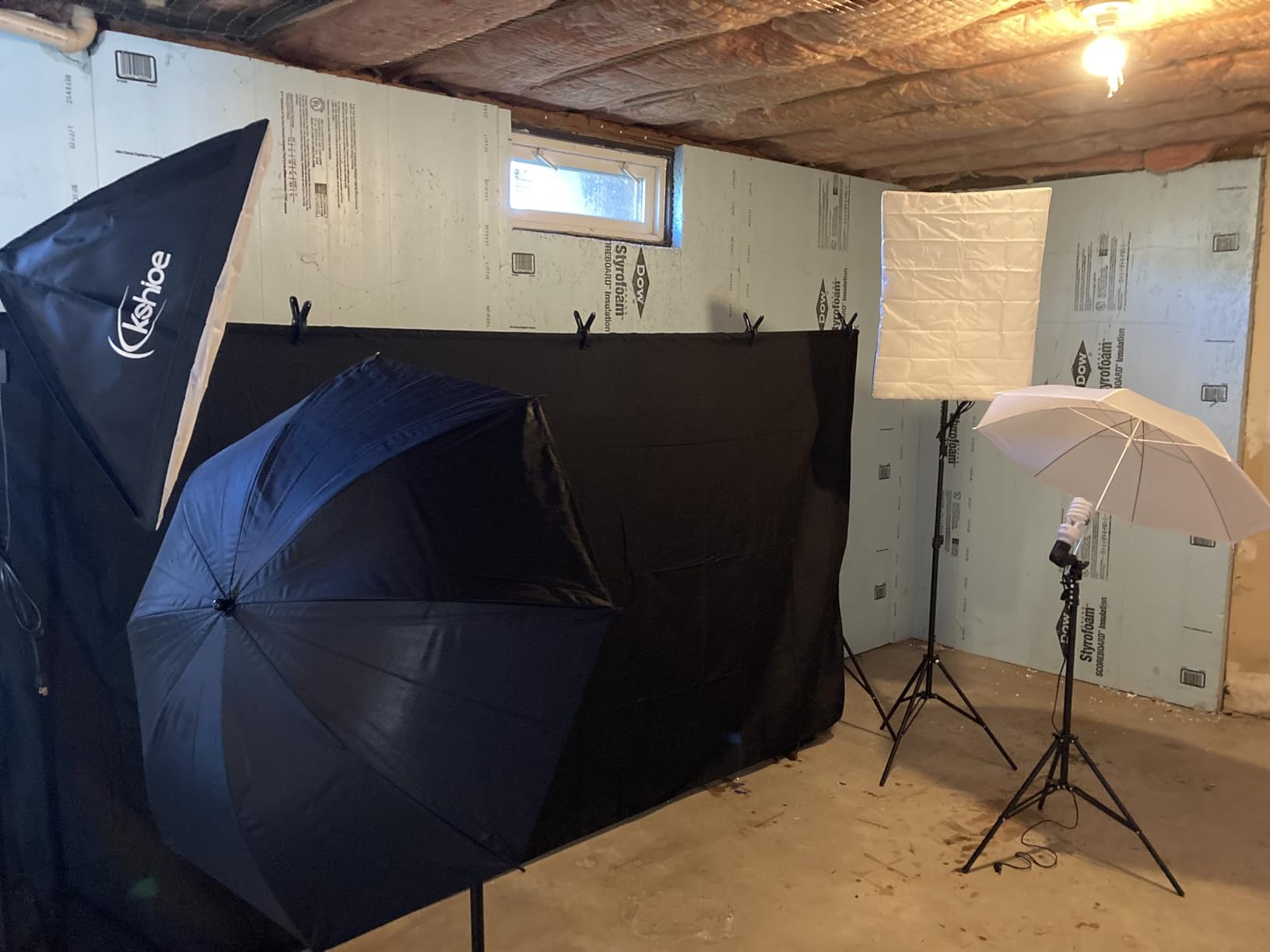 Photo Lighting Kit, 2M x 3M/6.6ft x 9.8ft Background Support System and 900W 6400K Umbrellas Softbox Continuous Lighting Kit for Photo Studio Product,Portrait and Video Shoot Photography customer photo 1