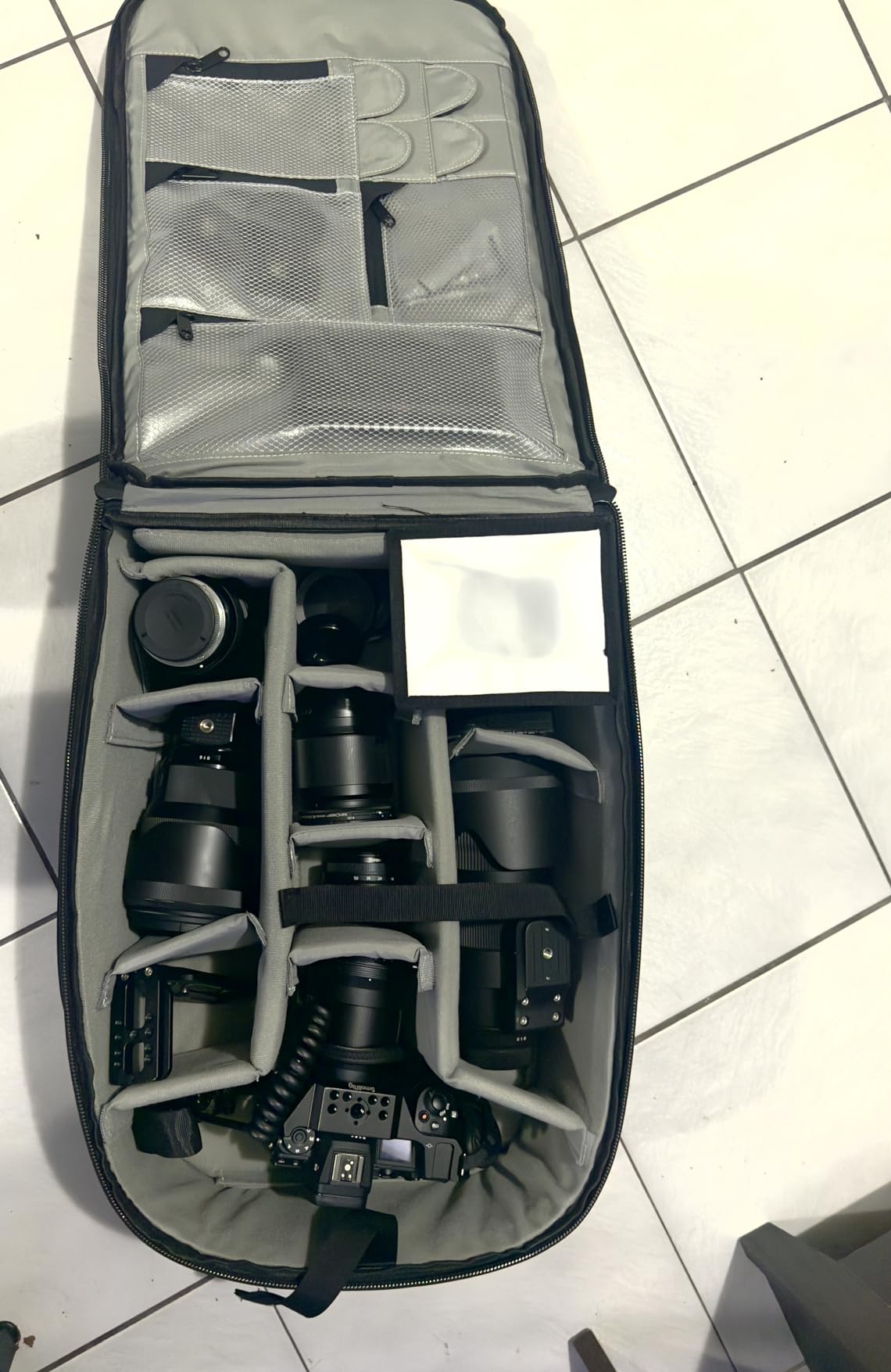 NEEWER Convertible Rolling Camera Backpack for SLR/DSLR and Accessories | NW3300, Black customer photo 1