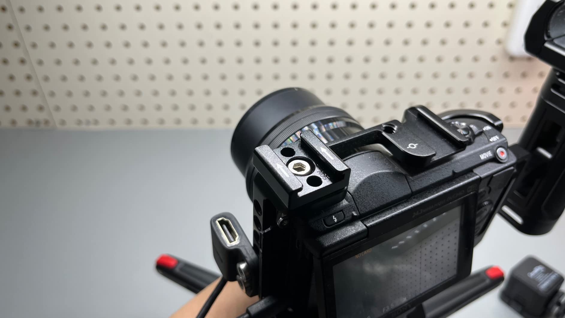 SmallRig Cold Shoe Mount (2pcs Pack) with 1/4