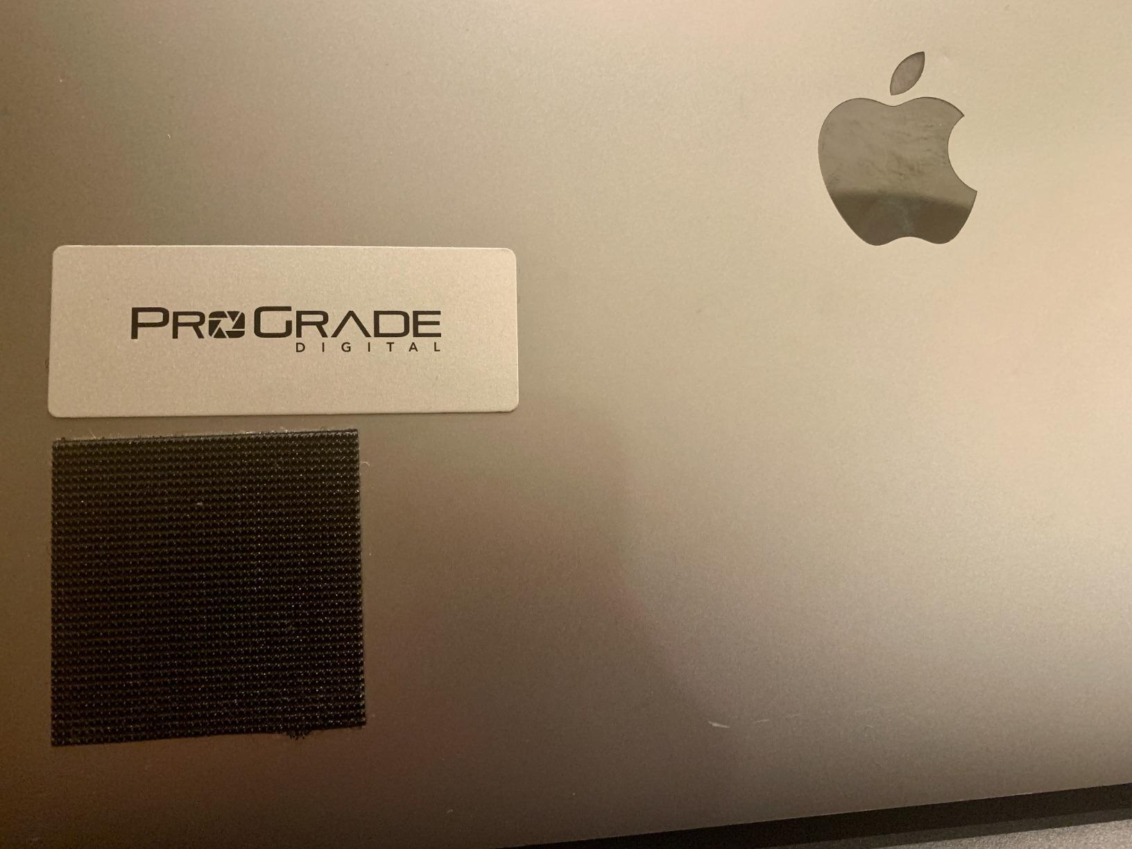 CFast and SD UHS-II Dual-Slot Memory Card Reader by ProGrade Digital | USB 3.2 Gen 2 for Professional Filmmakers, Photographers & Content Creators | Up To 10Gb/S Transfer Speeds for Fast File Transfers and Efficient Post-Production Workflows customer photo 2