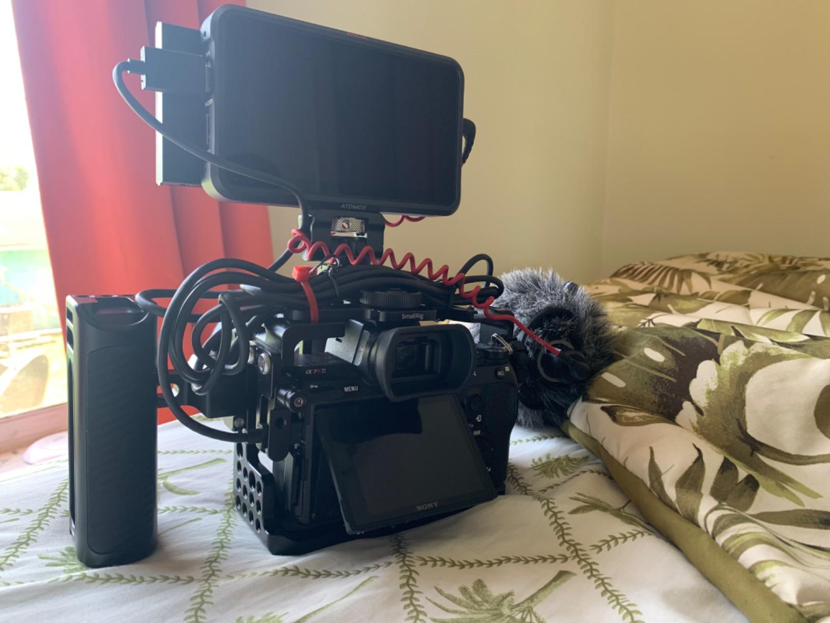 Atomos Ninja V 4Kp60 10bit HDR Daylight Viewable 1000nit Portable Monitor/Recorder ATOMNJAV01 customer photo 1