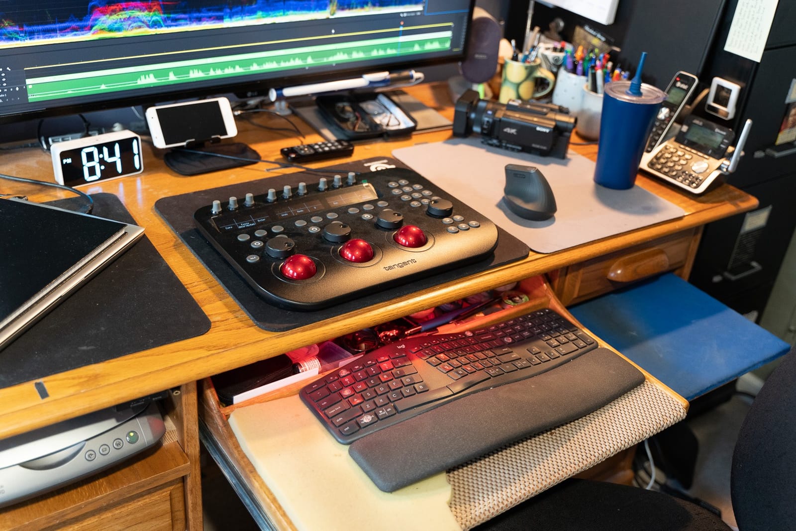 Tangent Wave2 Large OLED Color Grading Panel, 11.4x15.3
