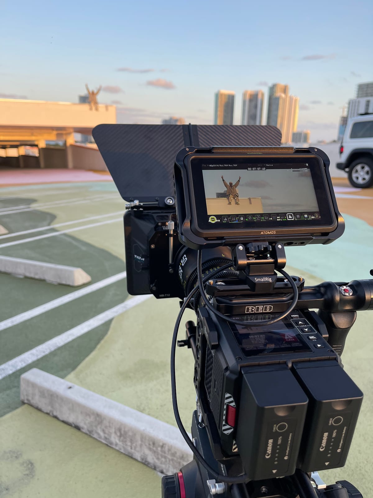 Tilta Matte Box for Studio Cinema Cameras, 3 Pcs 4x5.65 Filter Frame with 5 Lens Adapter Rings (134/114/110/95/80mm) Carbon Fiber Top Flag customer photo 1