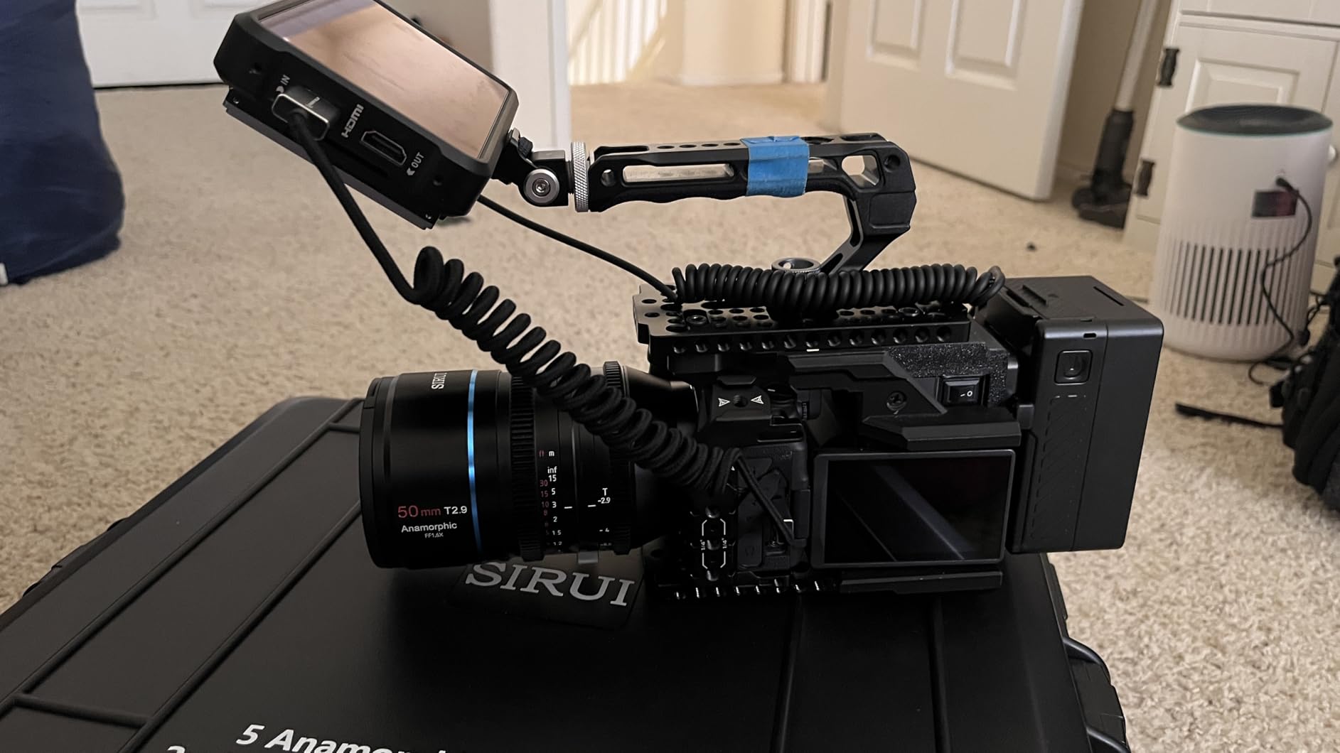 SIRUI 50mm T2.9 1.6X Full-Frame Anamorphic Lens Cinema Lens (RF Mount) customer photo 1