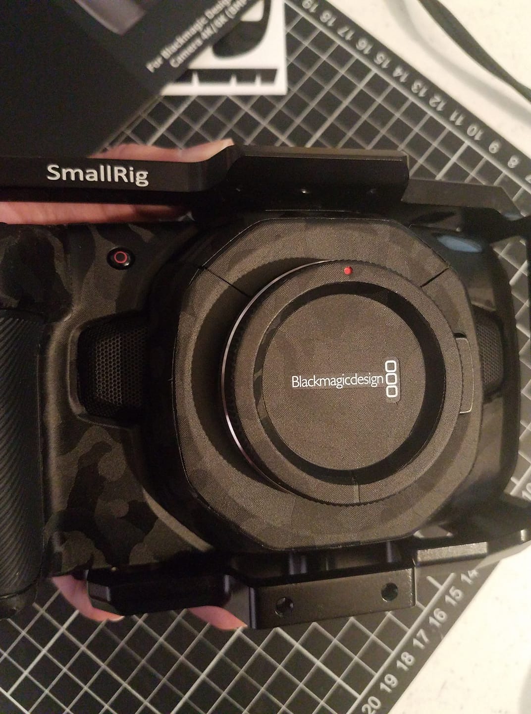 SmallRig BMPCC 4K & 6K Cage for Blackmagic with Cold Shoe, NATO Rail-2203B customer photo 1