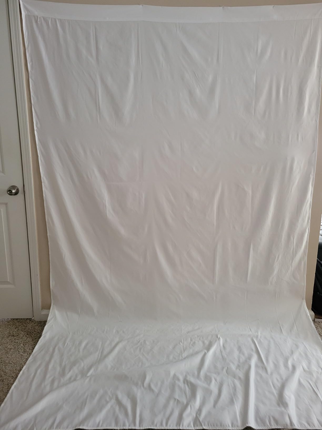 ISSUNTEX 10X16 ft Background Muslin Backdrop, Photo Studio, Collapsible High Density Screen for Video Photography and Television - Black customer photo 1
