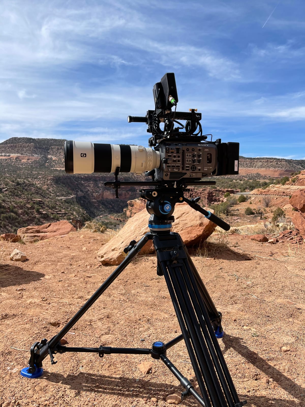 Benro Video Tripod with S8 PRO Flat Base Fluid Video Head, 17.6 lb. Max, 75mm Bowl, Aluminum Tandem Style Legs, Twist Lock, Carrying Case- Black (A673TMBS8PRO) customer photo 1
