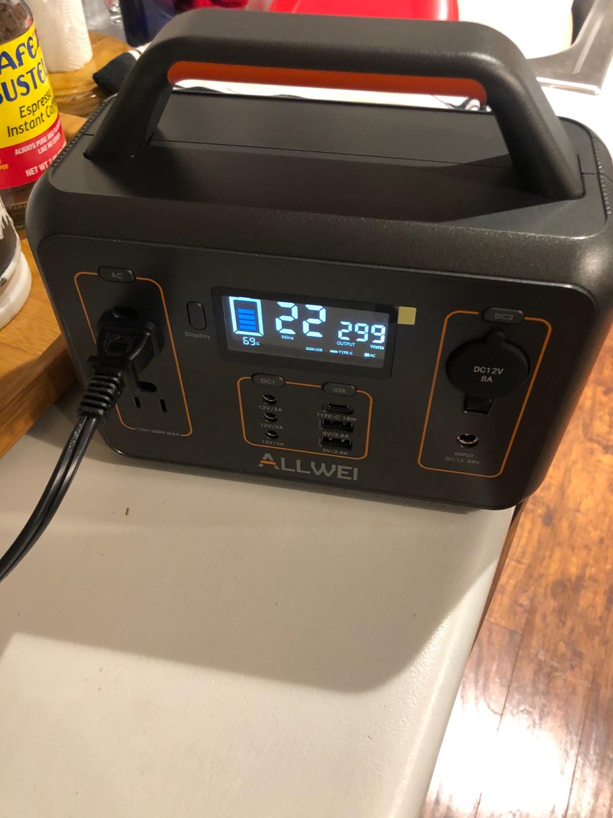 ALLWEI Portable Power Station 300W, 256Wh Solar Generator LiFePO4 Battery customer photo 1