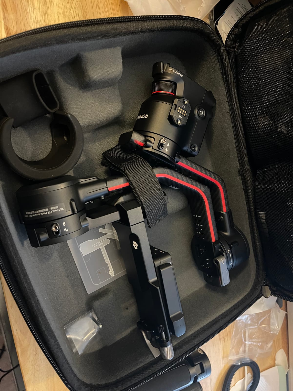 DJI RS 2 Combo - 3-Axis Gimbal Stabilizer for DSLR and Mirrorless Cameras, Nikon, Sony, Panasonic, Canon, Fuji, 10lbs Tested Payload, 1.4” Full-Color Touchscreen, Carbon Fiber Construction, Black customer photo 1