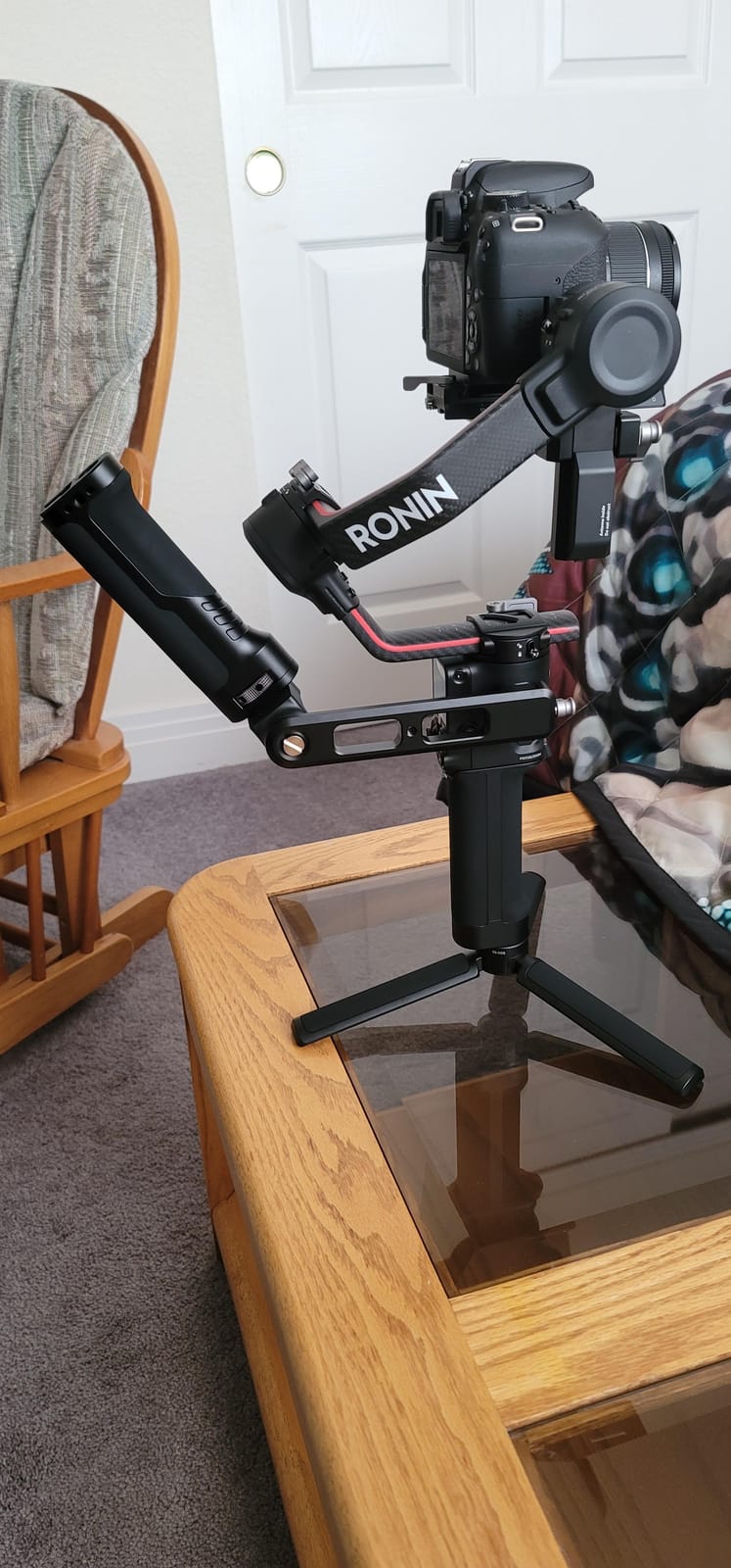 DJI RS 2 - 3-Axis Gimbal Stabilizer for DSLR and Mirrorless Cameras, Nikon, Sony, Panasonic, Canon, Fuji, 10lbs Tested Payload, 1.4