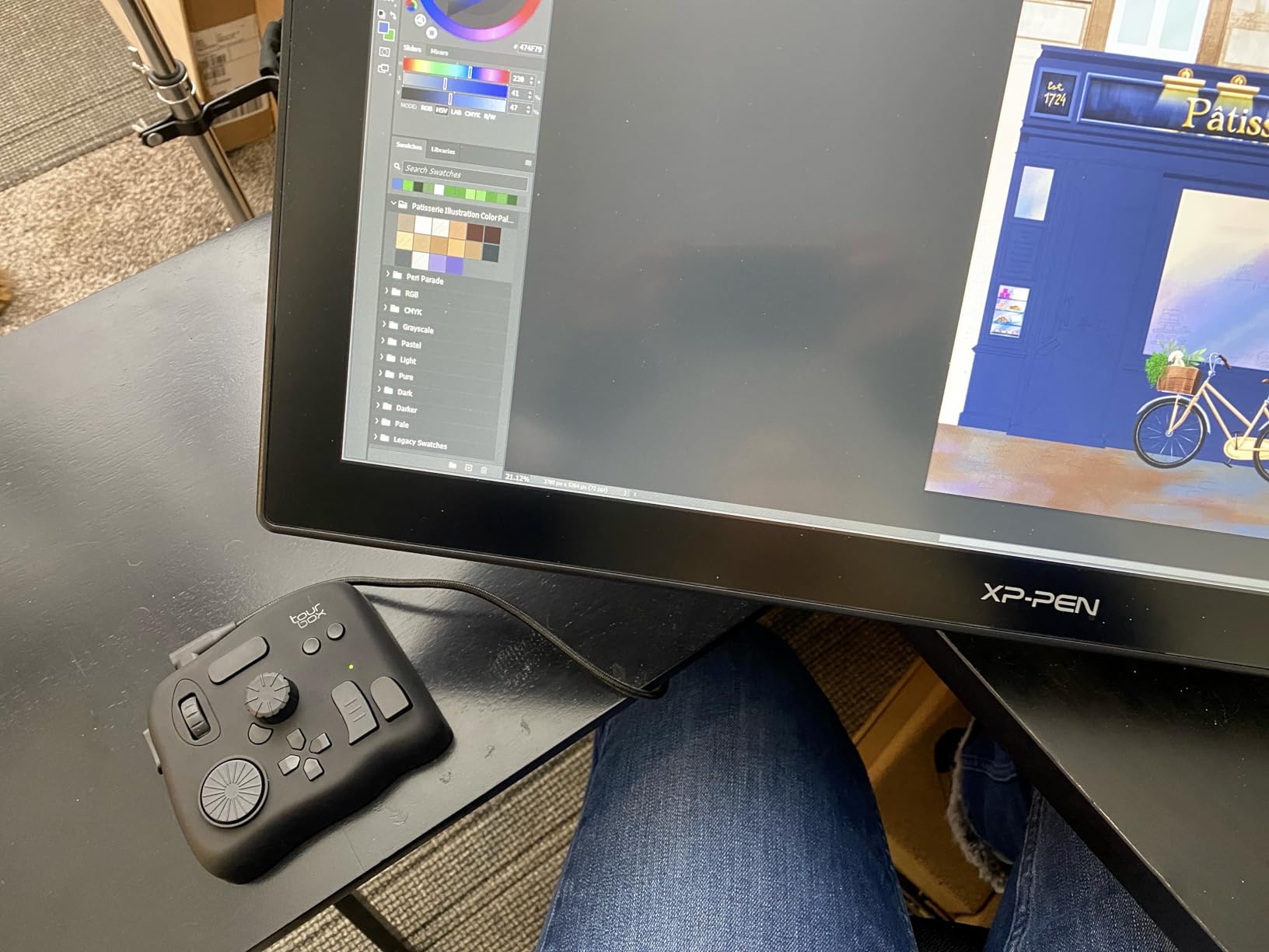 TourBox NEO - Customizable Editing Controller, Photo Color Grading Illustration Speed Editor, Intuitive Control Boost Productivity, Programmable Keyboard for Adobe CSP and More, Works with Mac/PC customer photo 2