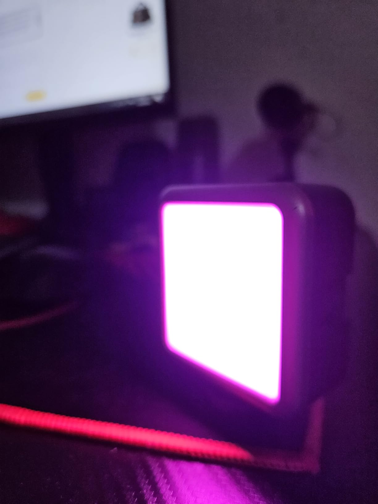 ULANZI VL49 RGB Video Lights LED Camera Light with 3 Cold Shoe & 1/4 Screw customer photo 1