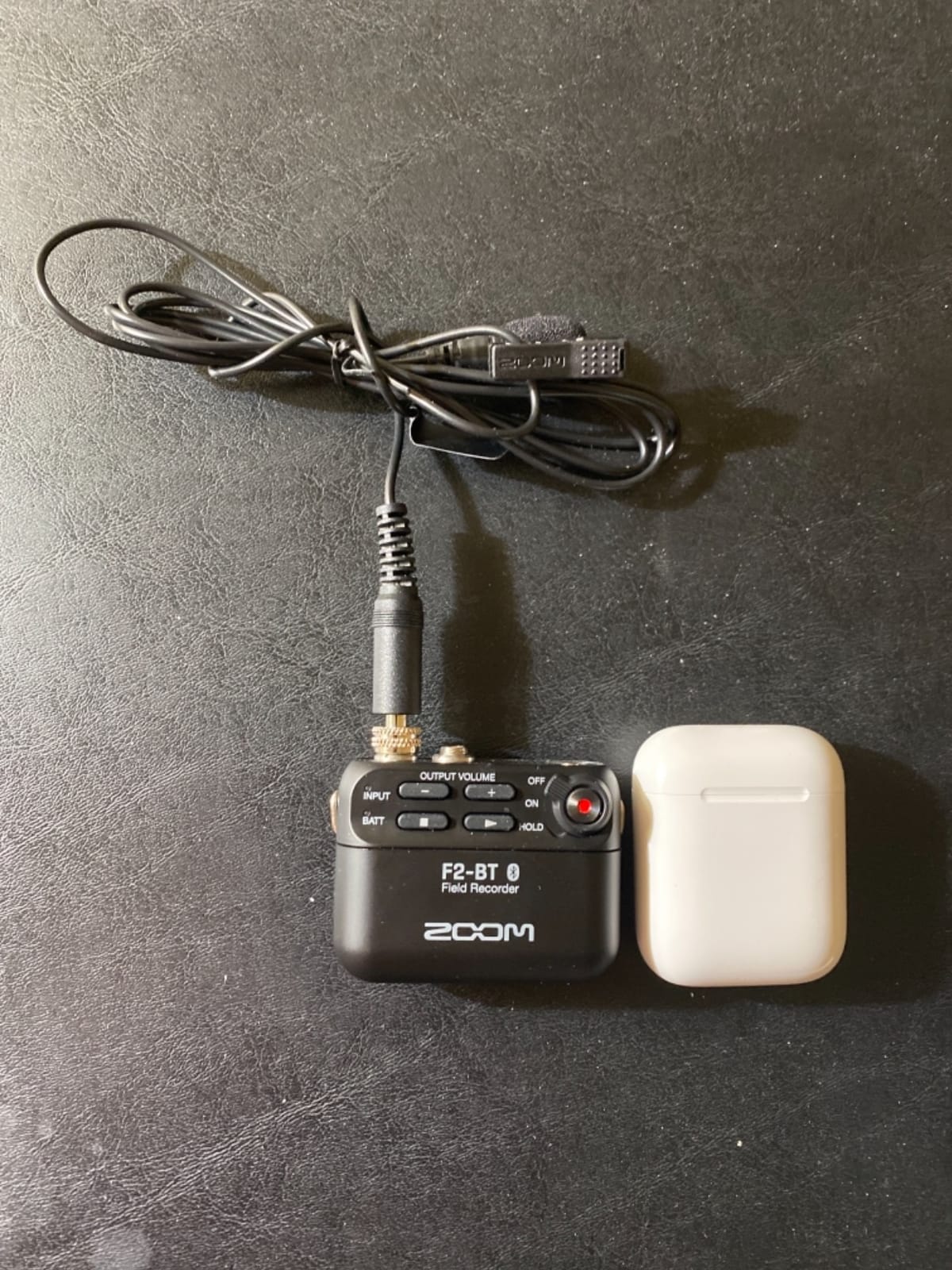 Zoom F2-BT Lavalier Recorder with Bluetooth, 32-Bit Float Recording, Audio for Video, Wireless Timecode Synchronization, Records to SD, and Battery Powered with Included Lavalier Microphone customer photo 1