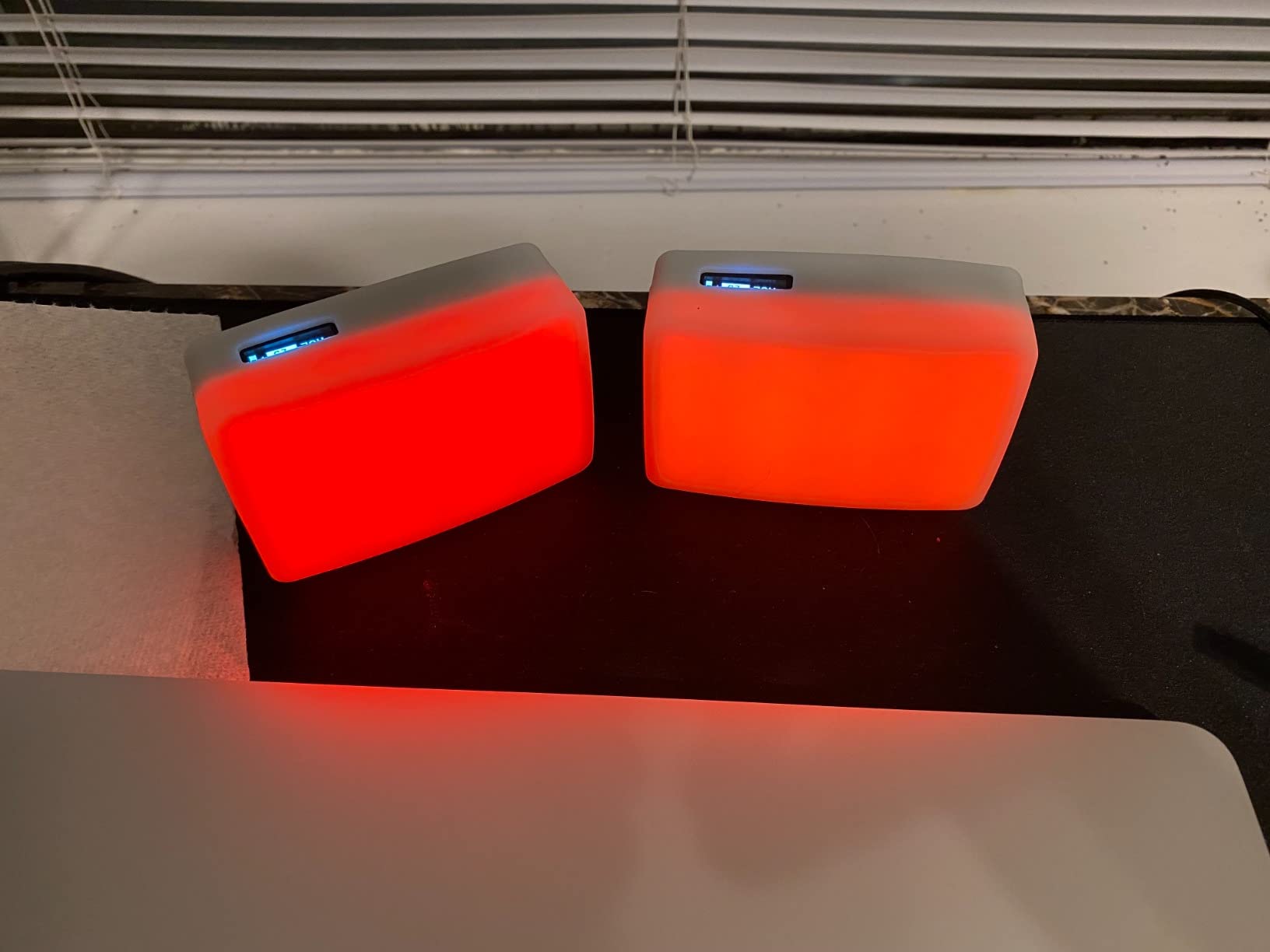 Aputure MC RGBWW On Camera Video Light customer photo 1