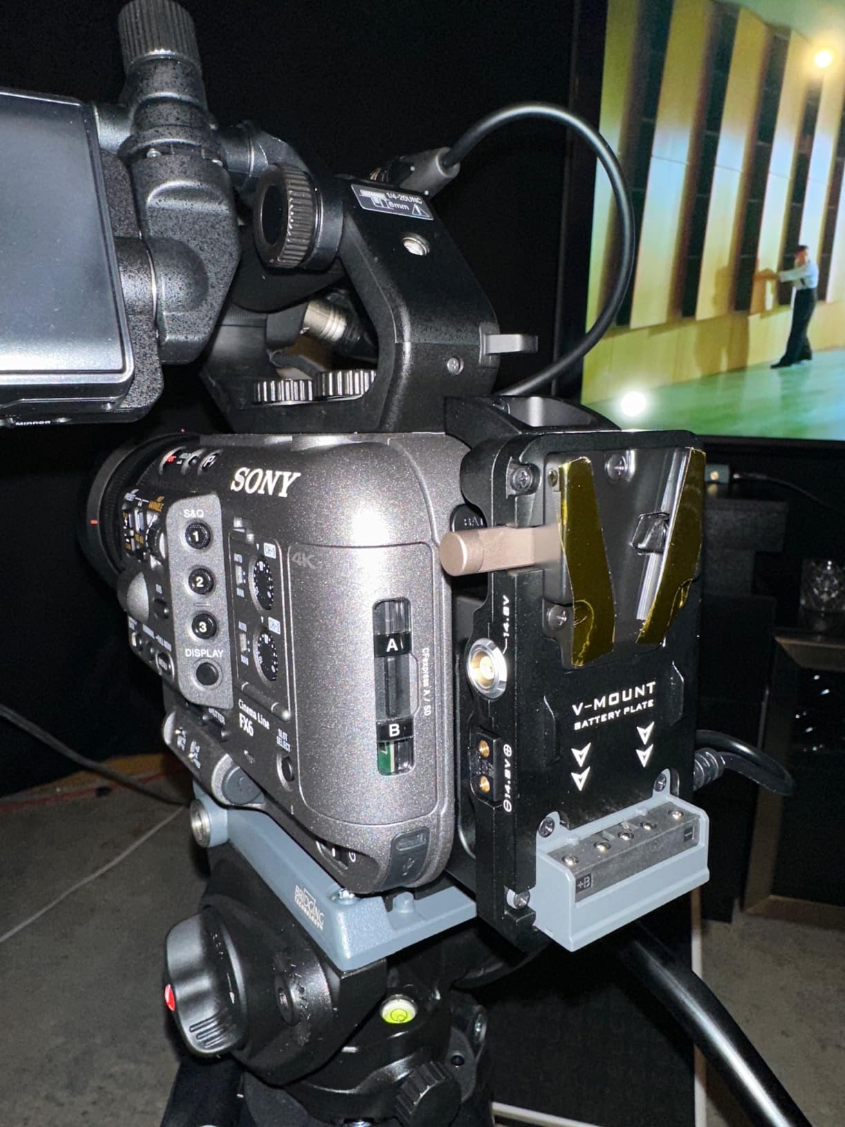 Tilta Battery Plate Compatible with Sony FX6 - V Mount | Power Outputs and Secure Connection | Compatible with Any V-Mount Battery customer photo 2