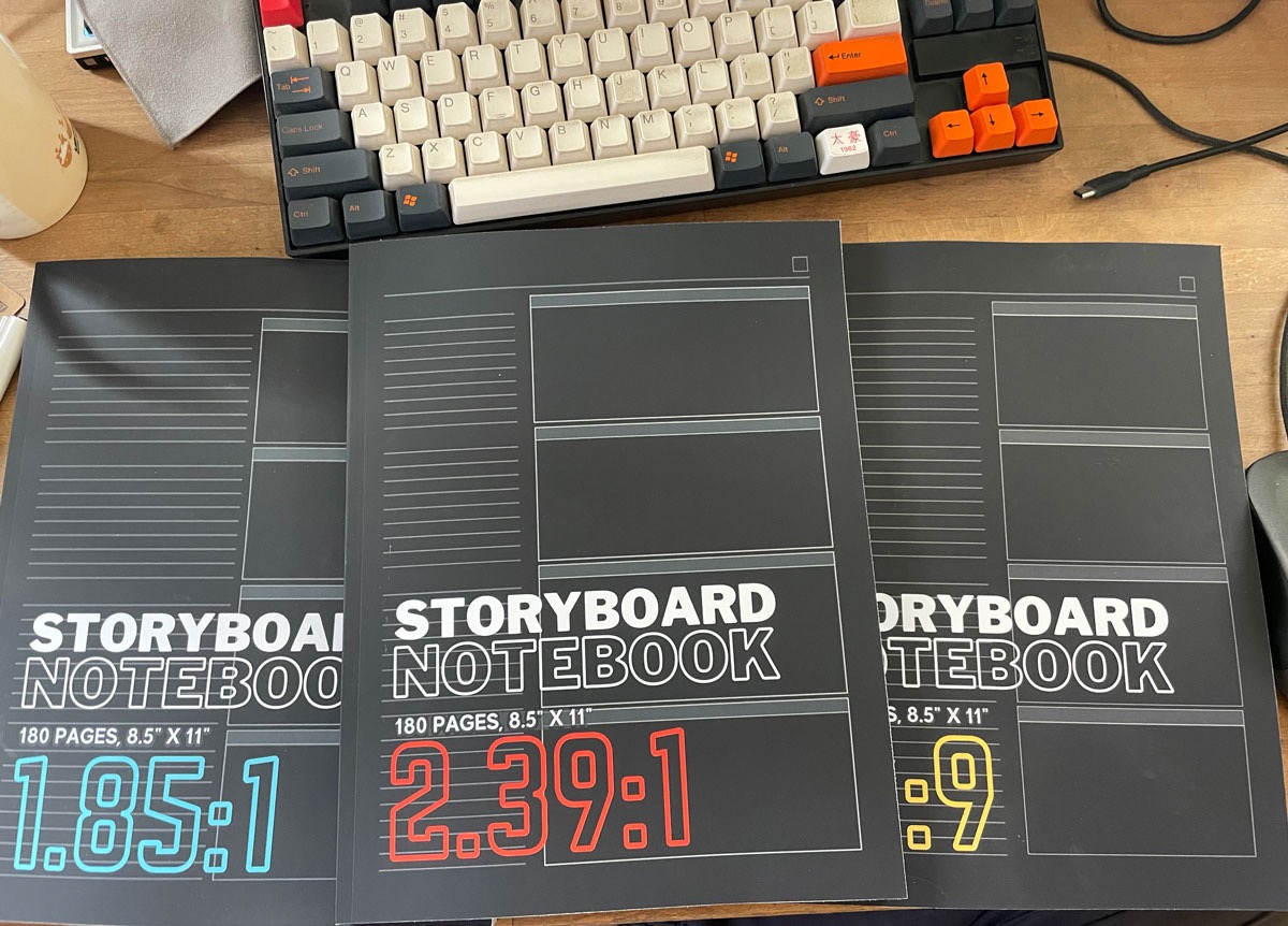 Storyboard Notebook: 16:9 Aspect Ratio | Pro Storyboard Template Book for Directors, Storyboard Artists, Animators and Film Students | 180 Pages customer photo 1