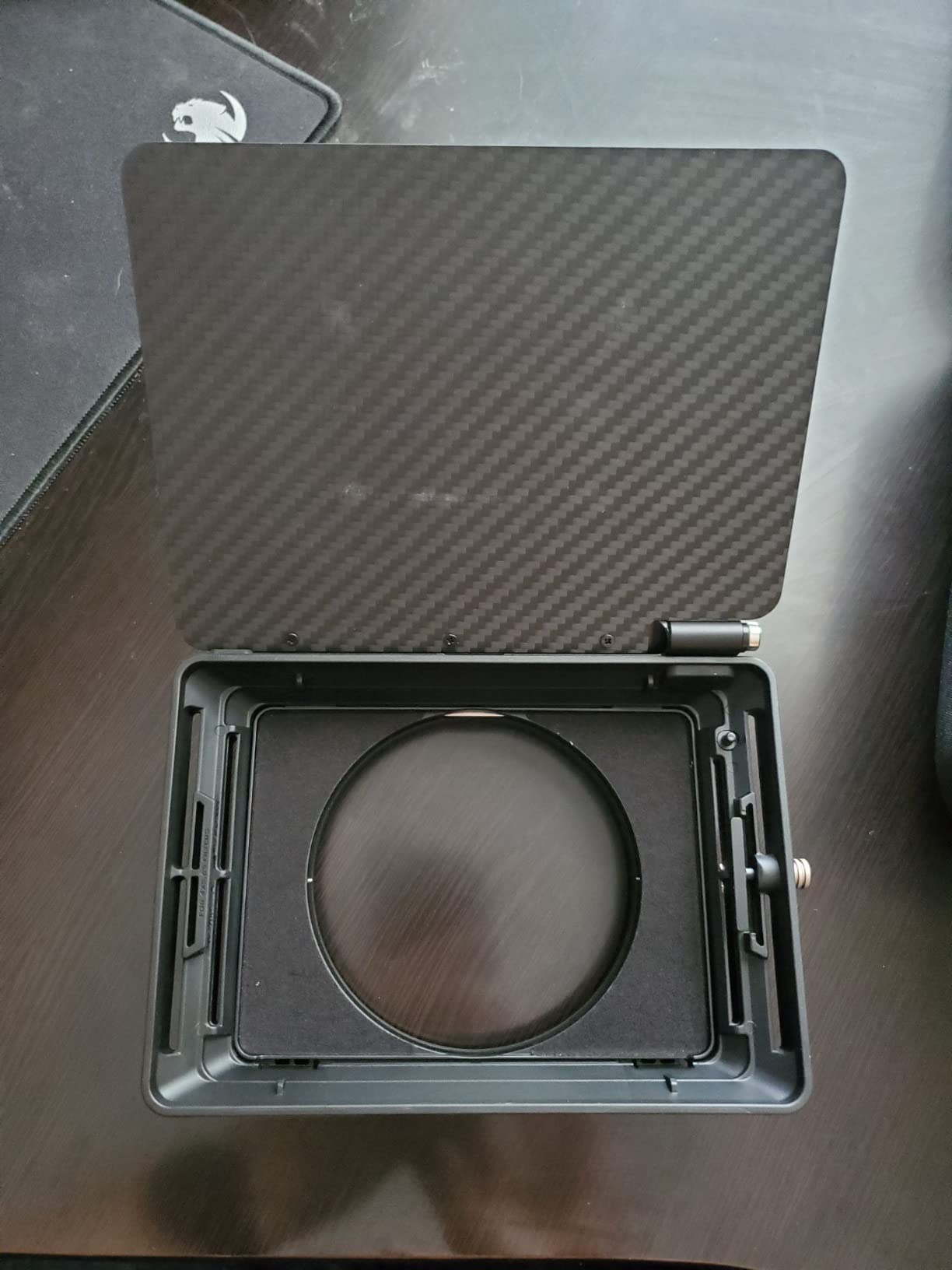 Tilta Mirage Matte Box VND Kit | Includes 95mm Variable ND Filter | 4x5.6 and 95mm Circular Filters | 67/72/77/82mm Adapter Rings | Lightweight | Cartridge Filter Design customer photo 1
