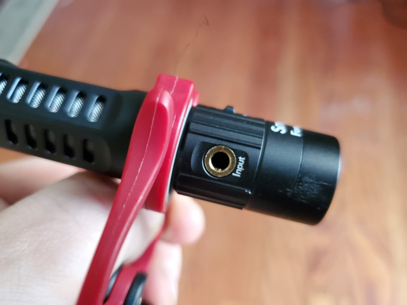 SMALLRIG Shotgun Mic for Camera, Video Microphone for DSLR & for iPhone, Camera Microphone for Sony and for Canon, with Shock Mount, Deadcat Windscreen, Dual Channel for Vlogging and Interview customer photo 1