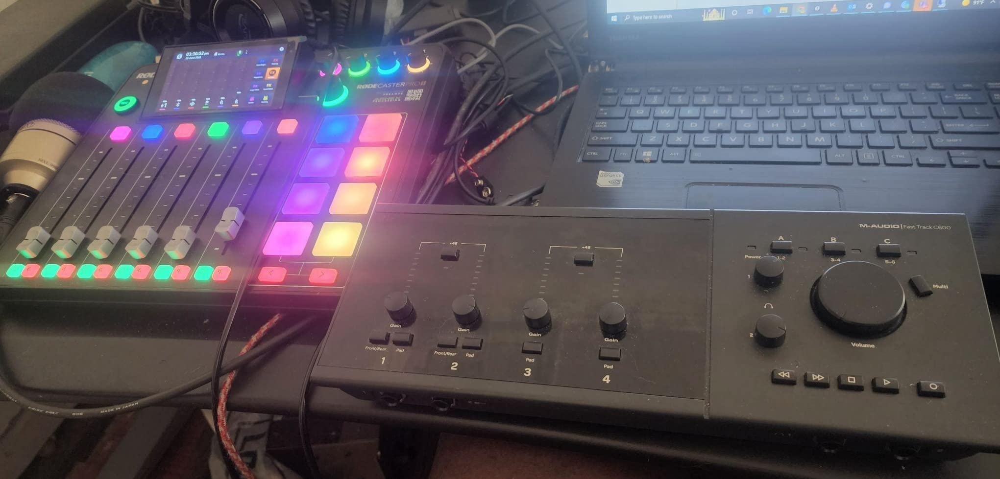 RØDE RØDECaster Pro II All-in-One Audio Production Studio customer photo 1