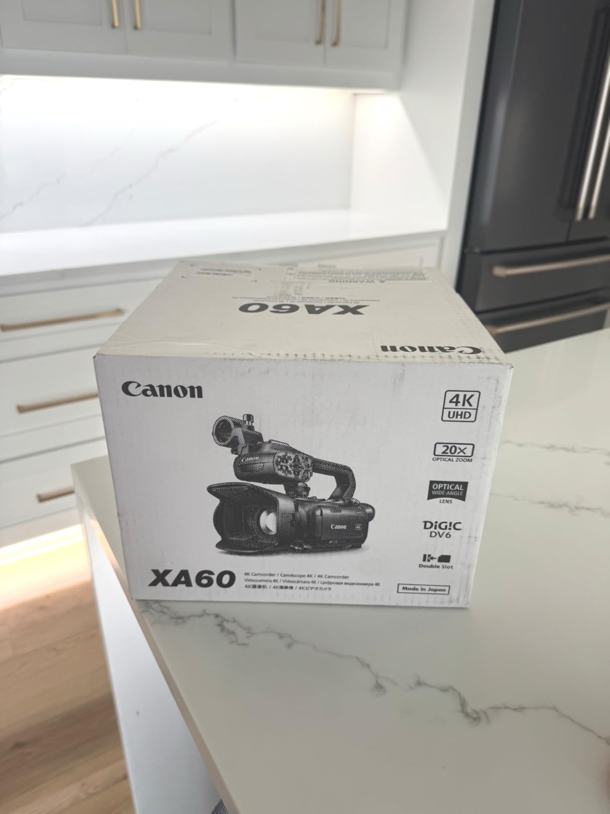 Canon XA60 Professional UHD 4K Camcorder Lens Kit (Black) customer photo 1