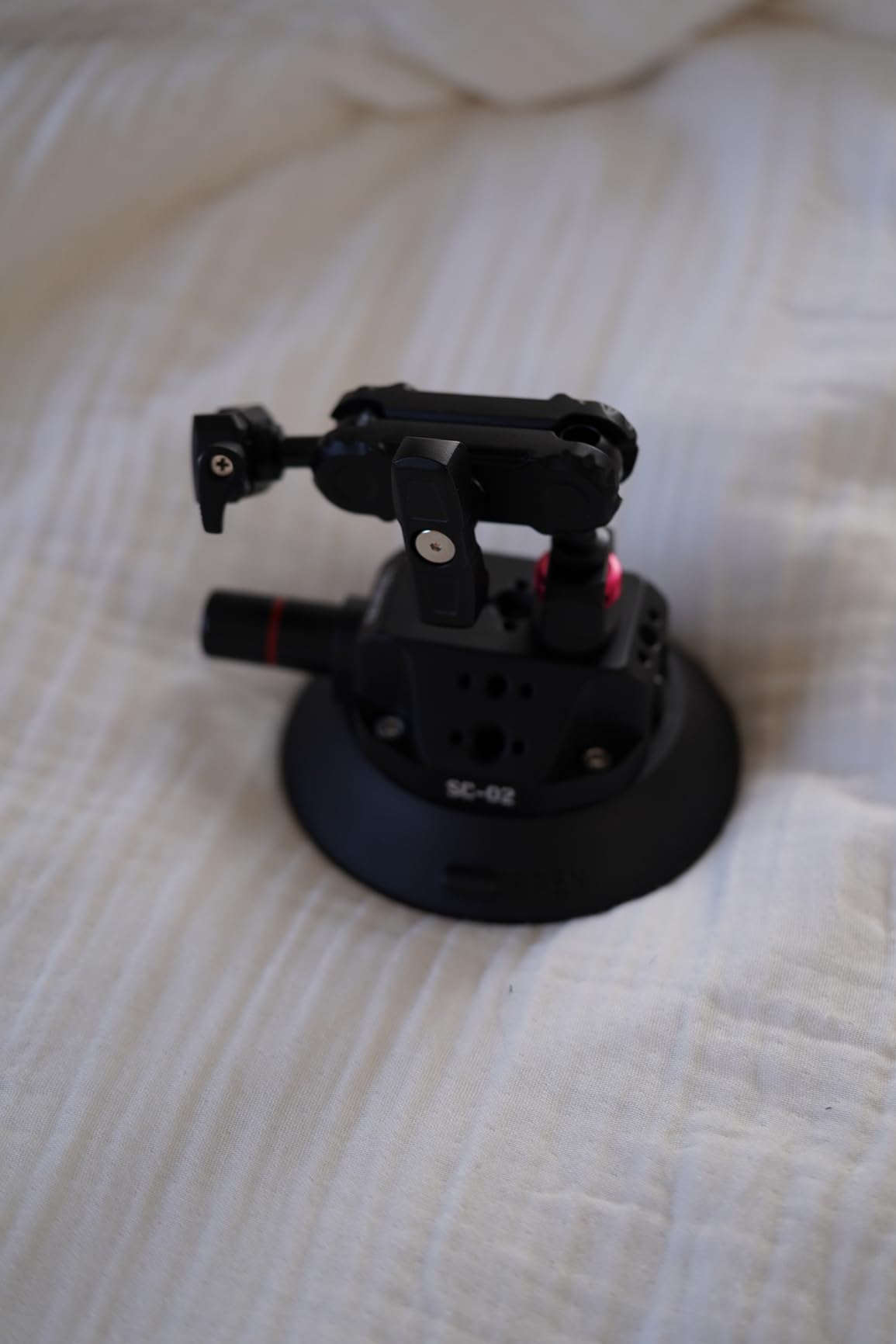 Ulanzi SC-02 Heavy-Duty Suction Cup Mount for Camera/Accessory (4.5
