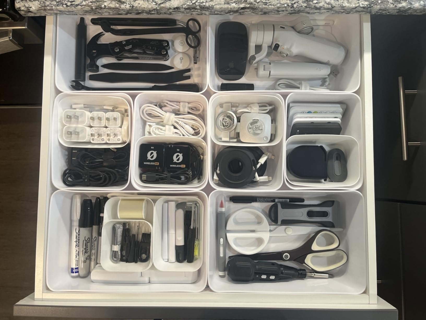 RØDE Wireless ME Ultra-compact Wireless Microphone System with Built-in Microphones, GainAssist Technology and 100m Range for Filmmaking, Interviews and Content Creation, Wireless ME customer photo 1