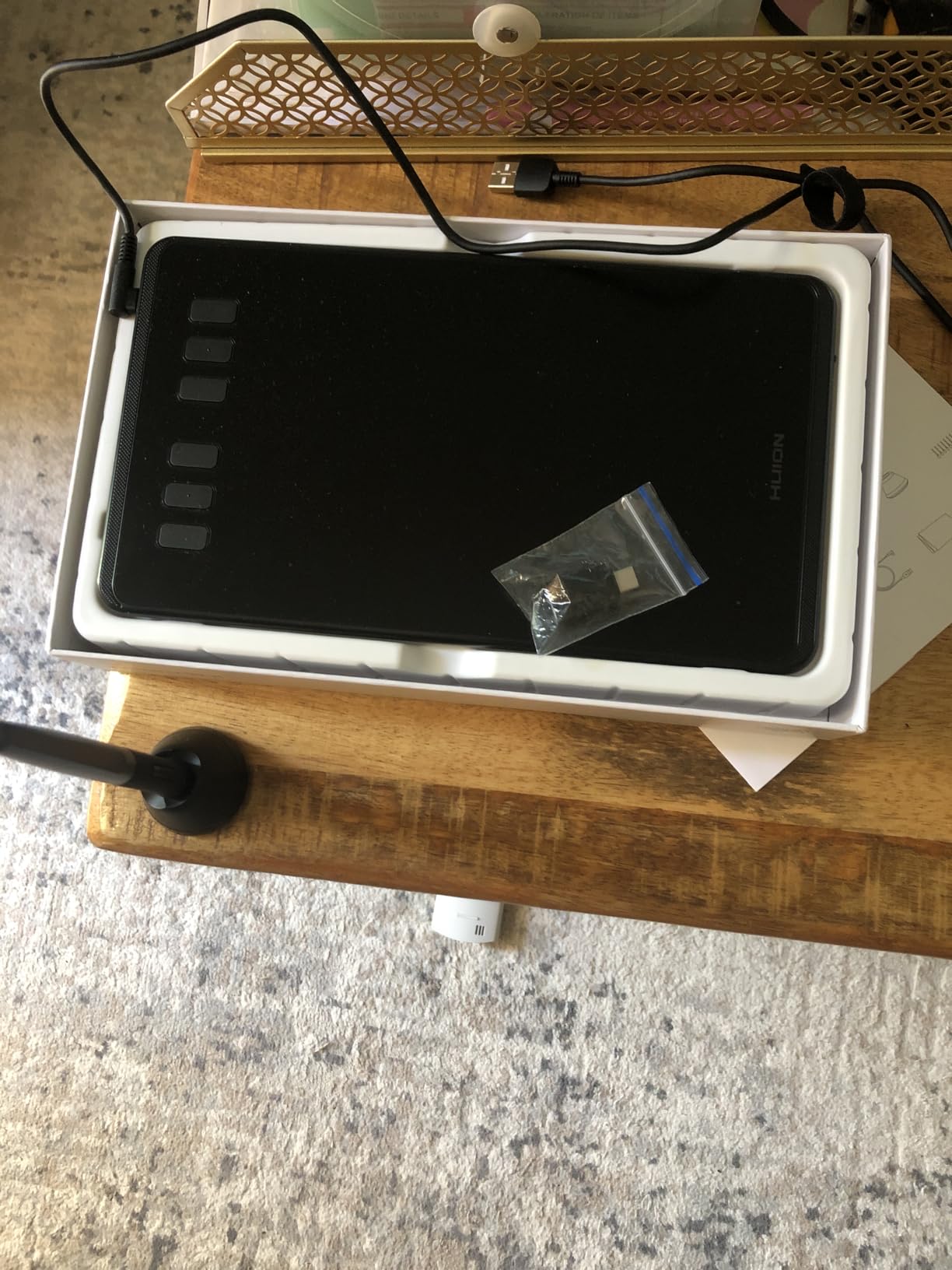 HUION Inspiroy 2 Large Drawing Tablet with 3-Group 8 Customized ExpressKeys customer photo 1