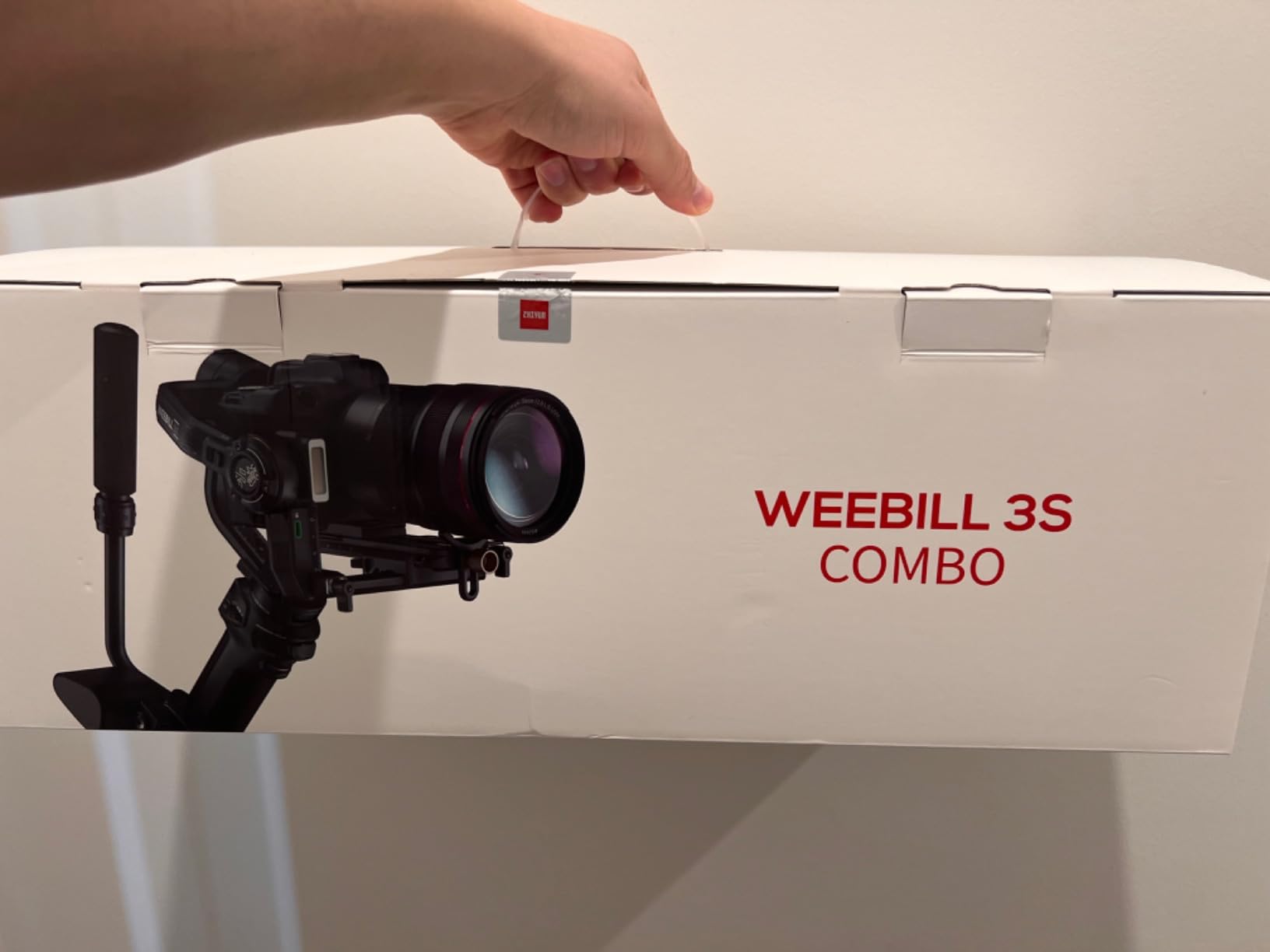 Zhiyun Weebill 3S Combo 3-Axis Gimbal Stabilizer for DSLR and Mirrorless Camera Compatible with Sony Nikon Canon Panasonic LUMIX Extendable Sling Grip Integrated Fill Light PD Fast Charge customer photo 2