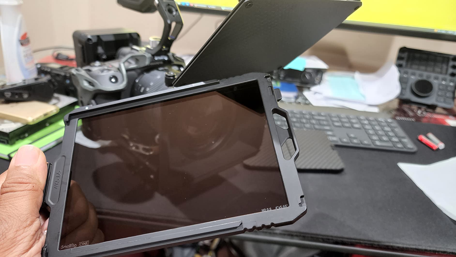SmallRig 4 x 5.65 ND 1.8 (6 Stop) Filter, Square Neutral Density Filter, 4mm Thick Multi-Layer Coated B270 Optical Glass, 1.56% Light Transmittance for Matte Box Outdoor Filming - 4227 customer photo 2