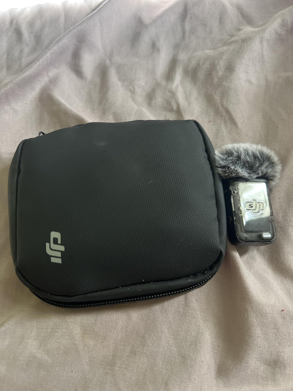 DJI Mic 2 (1 TX + 1 RX), Wireless Mic with Intelligent Noise Cancelling | 32-bit Float Internal Recording, Optimized Sound, 250m (820 ft.) Range, Microphone for iphone, Android, Camera, Vlogs customer photo 2