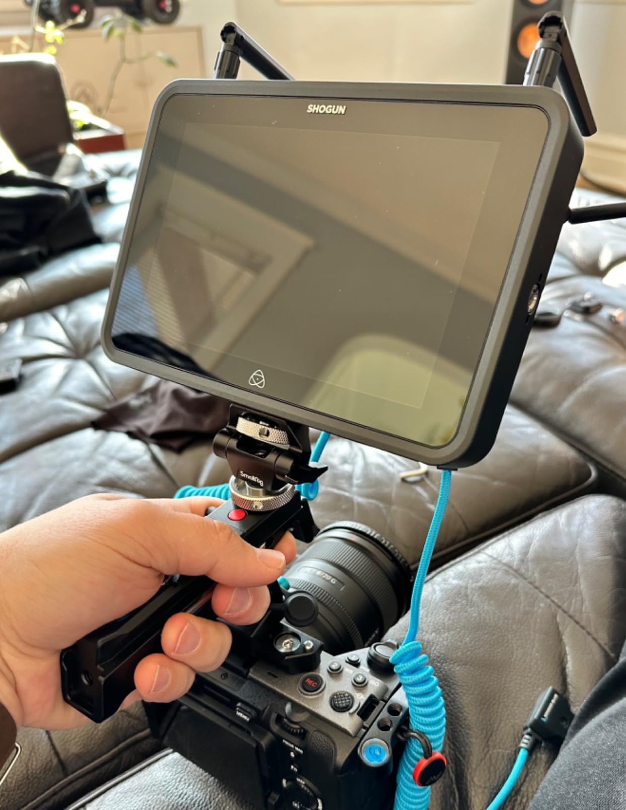 Atomos Shogun 7-inch HDR Monitor-Recorder 6K Raw | 6K Raw, ProRes RAW up to 6K30p, 1GbE Ethernet, Long range AirGlu sync customer photo 1