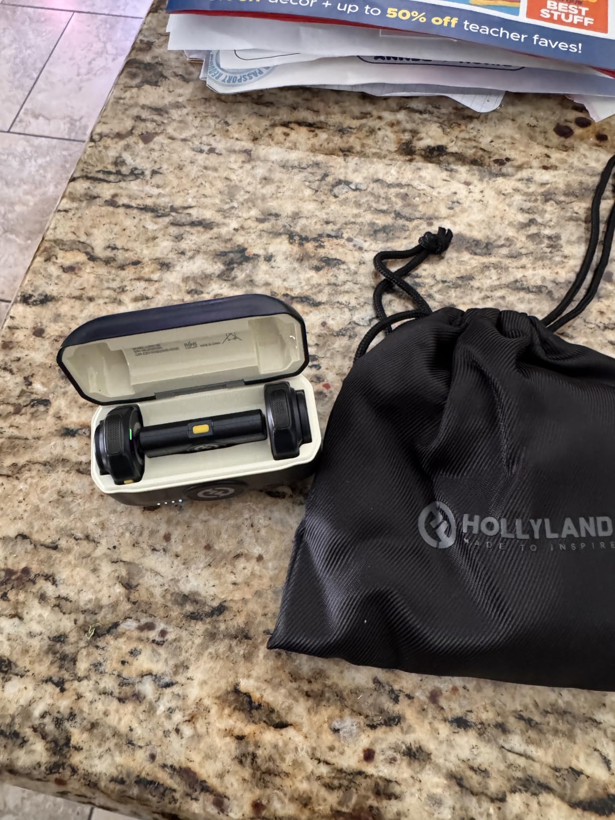 Hollyland Lark M2 Wireless Microphone for iPhone15/16/17&Android, USB C Mini Lapel Microphone Wireless, 1000ft Range, Hi-Fi Audio, Noise Cancellation, 30H Battery for Video Recording, Streaming customer photo 1