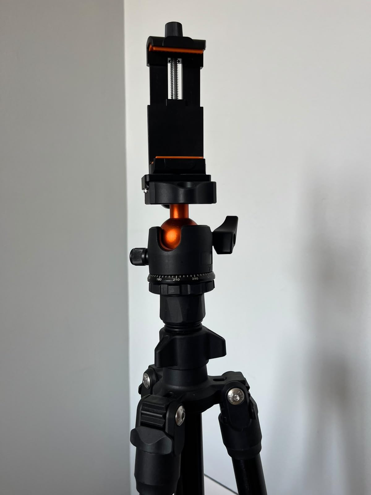 K&F Concept 76 in Overhead Camera Tripod customer photo 2