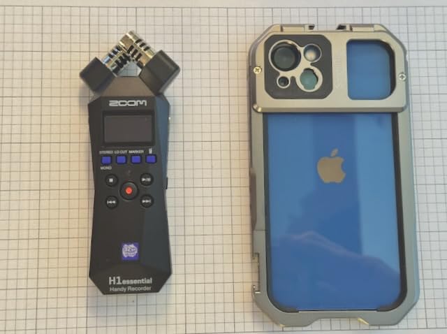 Zoom H1essential Handy Recorder Bundle with Professional Lavalier Condenser Microphone, 32GB microSDHC Card, Furry Microphone Windscreen, 4 AAA Alkaline Batteries customer photo 1