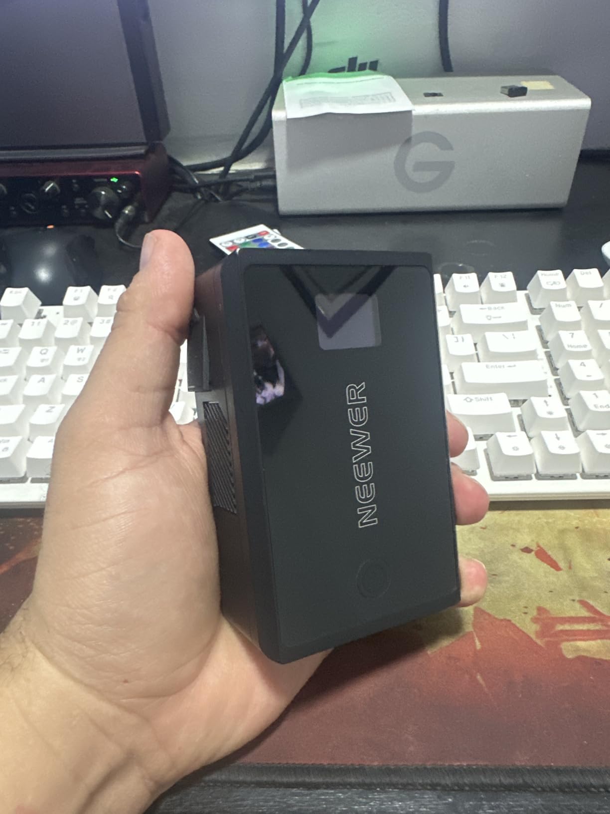 NEEWER PS050E Mini V Mount Battery with D Tap/USB-C/USB A/BP/Dual DC | OLED Screen, 3450mAh 50Wh 14.54V, V Lock Battery Supports 45W PD Fast Charging, for Camera. Monitor. Camcorder. Video Light customer photo 2