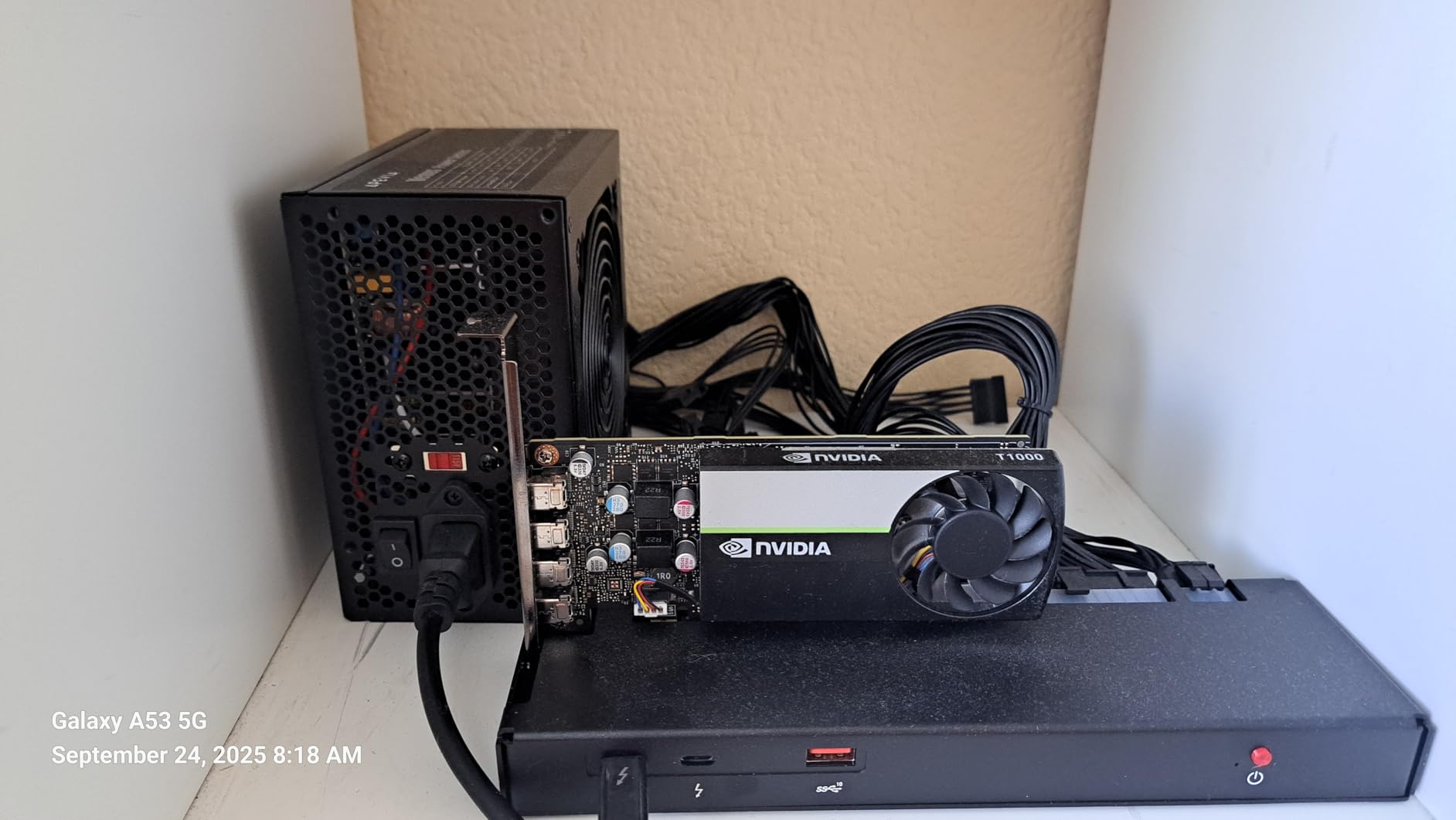 Mini eGPU Enclosure Compatible with Thunderbolt 3/4, USB4 40Gbps External GPU Dock Station, Compatible with NVIDIA/AMD PCIe, PD 85W Charging Support, Daisy Chain, DC/ATX/SFX Support customer photo 1