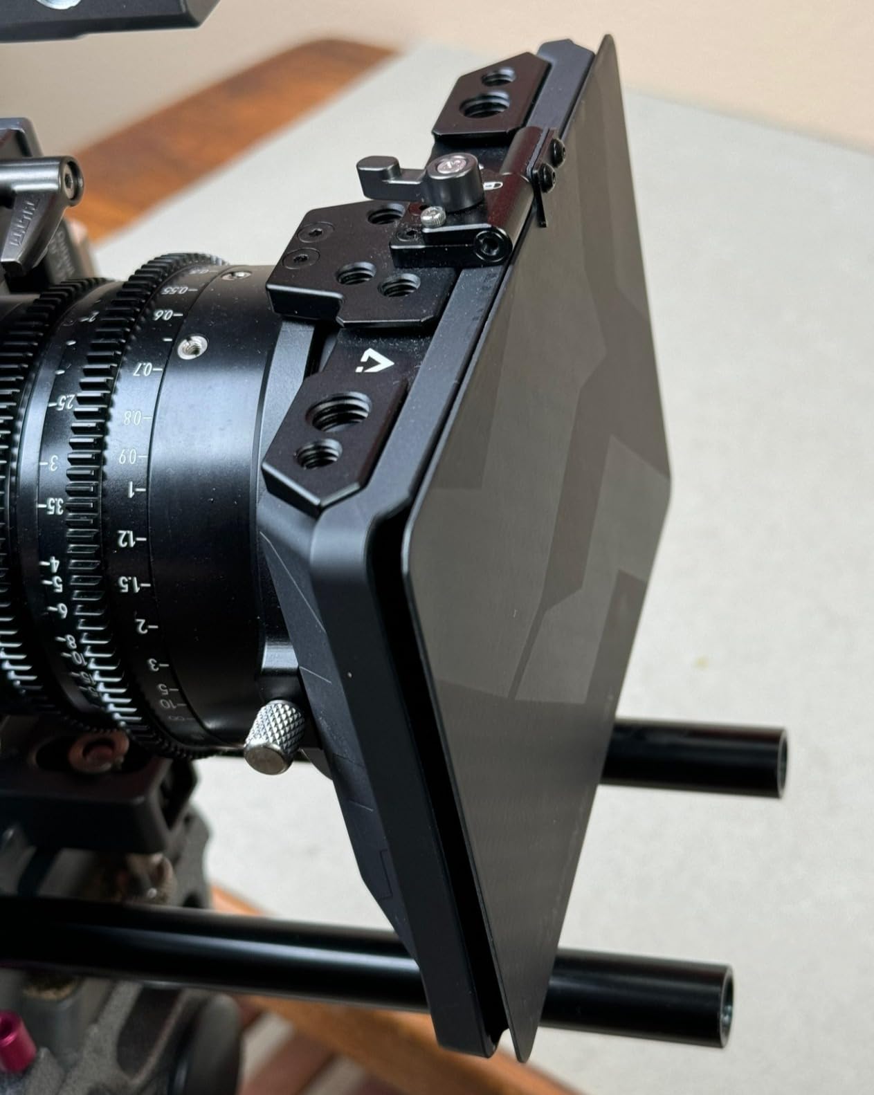K&F CONCEPT Mini Matte Box with Carbon Fiber Top Flag & Square Filters Trays, for 67/72/77/82/95mm Lenses (FM703) customer photo 1