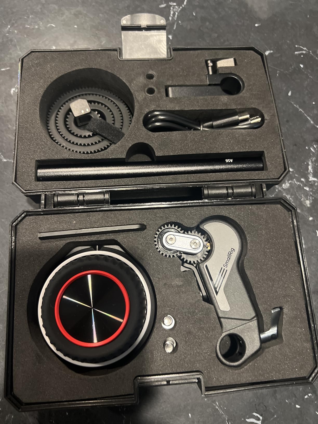 SmallRig Wireless Follow Focus Kit (Lite) with Handwheel Controller & Receiver Motor, A/B Stops & 15mm Rod Clamp, Compact Design, Widely Compatible with Cinema and Zoom Lenses with High Damping - 4296 customer photo 2