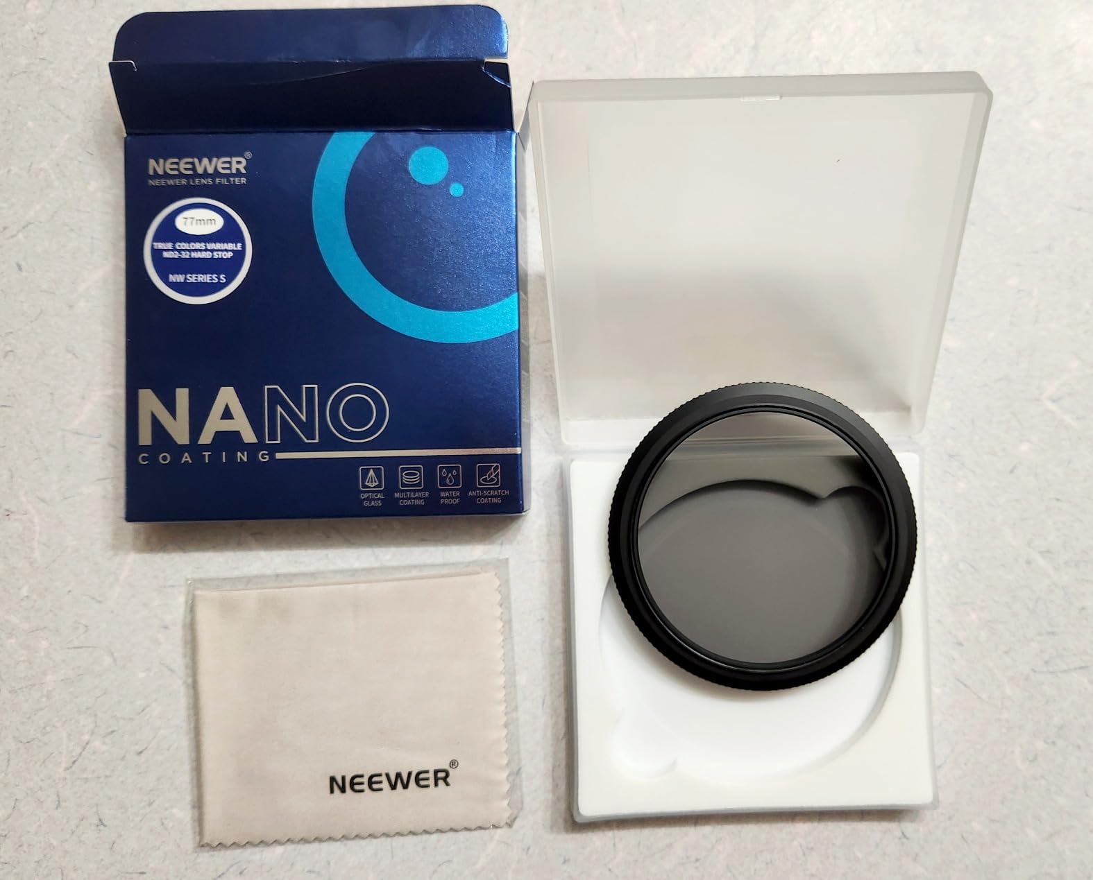 NEEWER 49mm True Colors Hard Stop Variable ND Filter ND2-32 (1-5 Stops) Limited Neutral Density Filter, Multi Coated HD Optical Glass/No X Cross/Aluminum Frame/Water/Scratch/Fingerprint Resistant customer photo 2