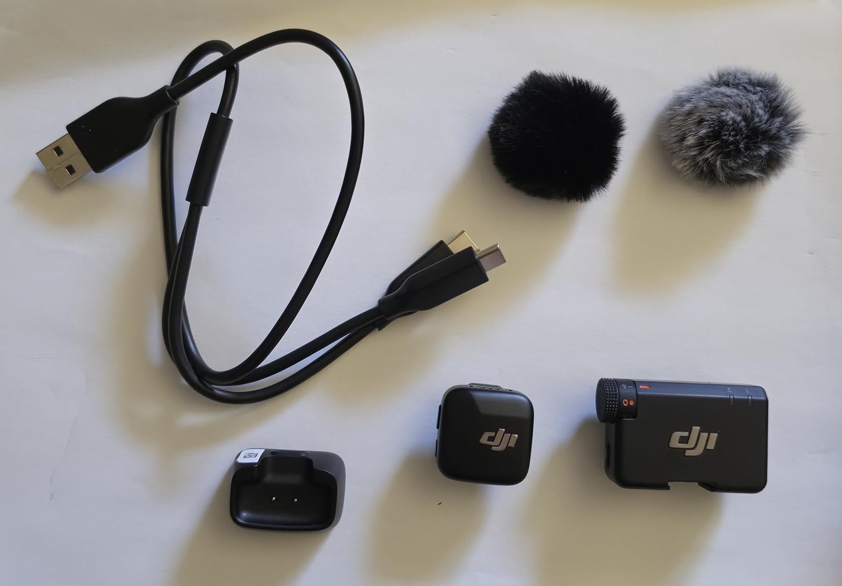 DJI Mic Mini (1 TX + 1 RX), Ultralight, Detail-Rich Audio customer photo 1