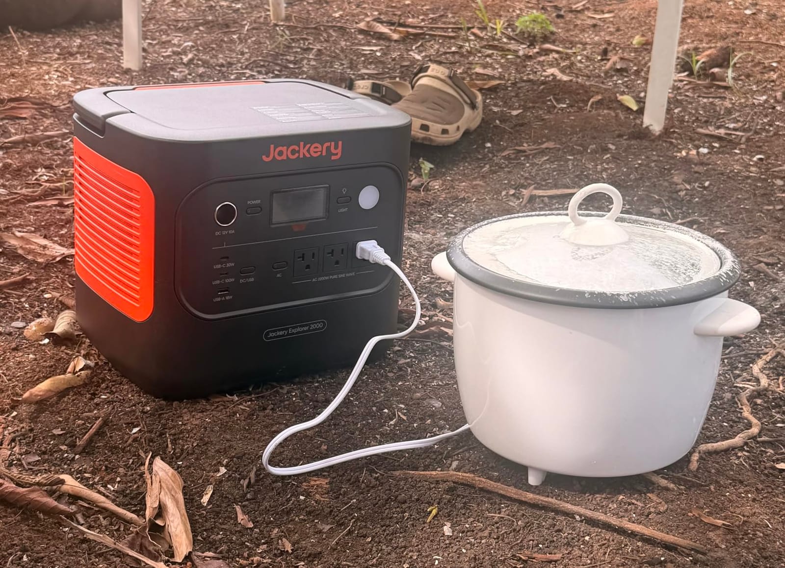 Jackery Explorer 2000 v2 Portable Power Station, 2042Wh, 2200W AC Output customer photo 2