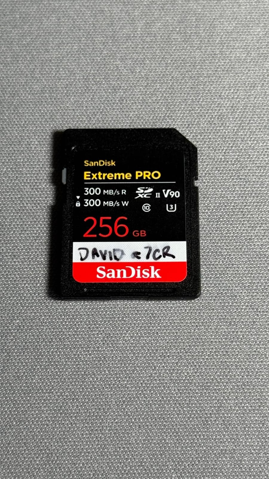 SANDISK 128GB Extreme PRO SDXC UHS-II Memory Card - Up to 300MB/s Read and Write speeds, V90, 8K, 4K UHD, SD Card - SDSDXDM-128G-GN4IN customer photo 2